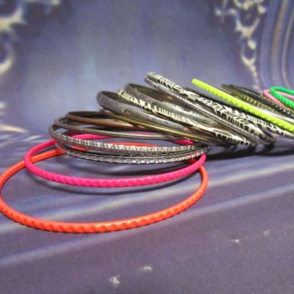 Metal Bracelets Lot 1980's Vintage Retro Rockstar Bangles Pink Zebra Peace Sign